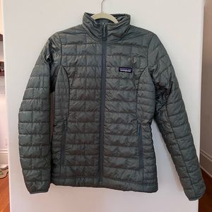 NWOT Patagonia Nano Puff Jacket in Nouveau Green